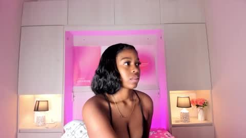 Snapshot of kiomarabaker chatting on 12-02-25, 12:43 M A R A online show from 12-02-25, 12:43