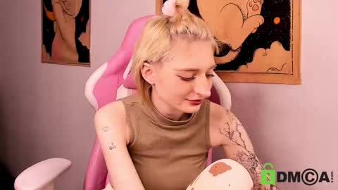 Kira online show from 03-20-26, 09:08