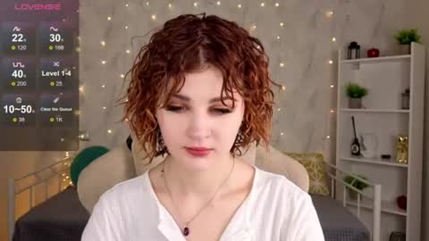 Kira online show from 06-21-26, 12:13