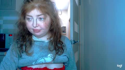Snapshot of kira_foxy_ chatting on 04-29-26, 12:09 Kira online show from 04-29-26, 12:09