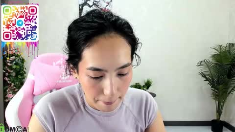 Aura online show from 10-14-25, 02:23