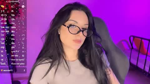 Kira online show from 11-23-25, 04:01