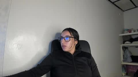 Snapshot of kira_stormm58 chatting on 06-08-26, 01:50 kira stormm58 online show from 06-08-26, 01:50
