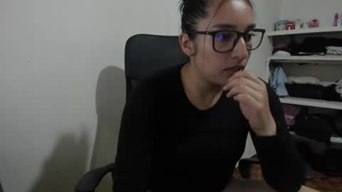 Snapshot of kira_stormm58 chatting on 06-10-26, 10:19 kira stormm58 online show from 06-10-26, 10:19