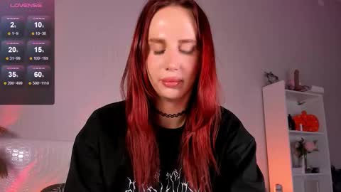 Snapshot of kira_sunrise chatting on 11-10-25, 05:23 Kira online show from 11-10-25, 05:23