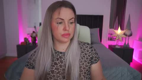 Snapshot of kiracandys chatting on 01-14-26, 09:31 Kira online show from 01-14-26, 09:31