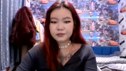 Kira online show from 11-12-25, 06:41