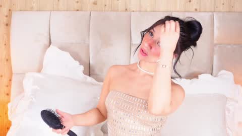 kira online show from 12-15-24, 01:57