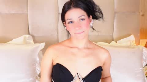 kira online show from 11-09-25, 04:11