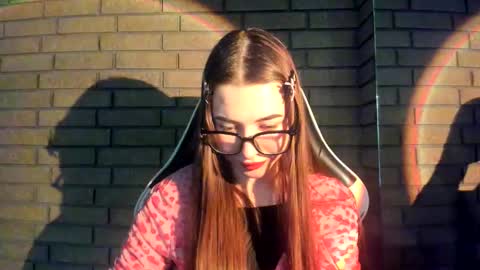 kirakittenn online show from 12-18-25, 08:15