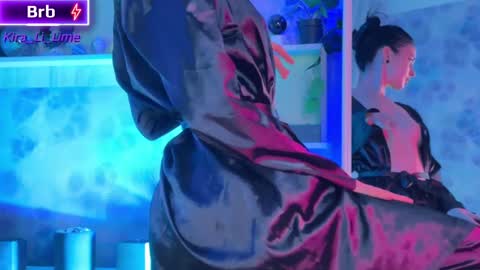 Kira    online show from 12-31-24, 11:49