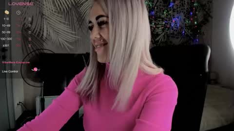 Kira online show from 02-25-26, 08:46