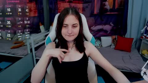 KiraParker online show from 03-31-26, 05:24