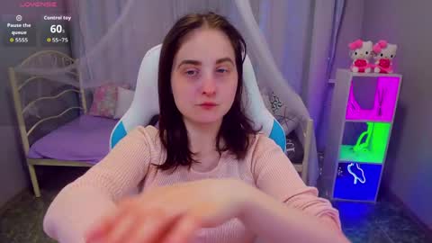 KiraParker online show from 05-04-26, 06:37