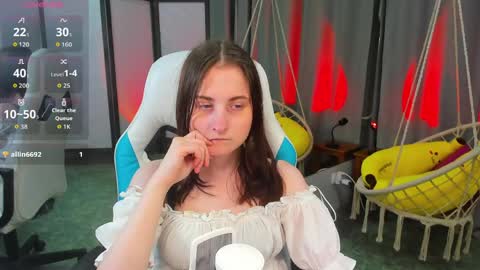 KiraParker online show from 05-11-26, 05:10