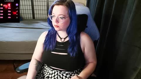 KiraSpitQueen online show from 01-17-25, 02:18