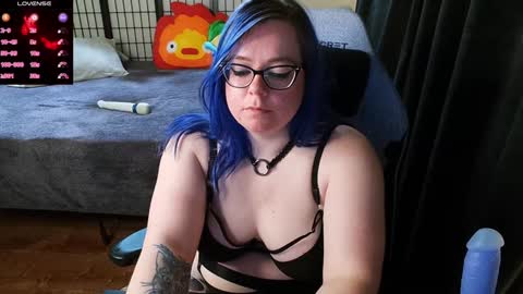 KiraSpitQueen online show from 02-07-25, 08:44