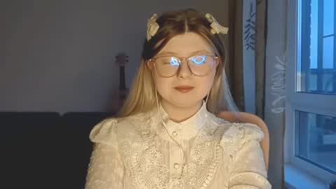 Snapshot of kirayume chatting on 05-04-26, 03:52 KiraYume online show from 05-04-26, 03:52