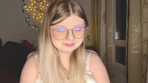 KiraYume online show from 07-16-26, 10:16