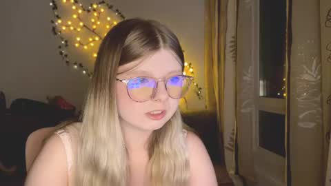 KiraYume online show from 07-17-26, 09:19