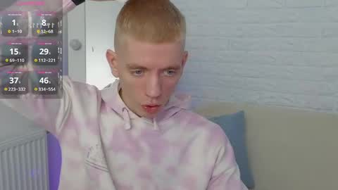 Snapshot of kireev_ chatting on 01-12-25, 06:28 online show from 01-12-25, 06:28