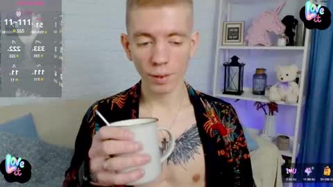 Snapshot of kireev_ chatting on 01-17-25, 07:30 online show from 01-17-25, 07:30