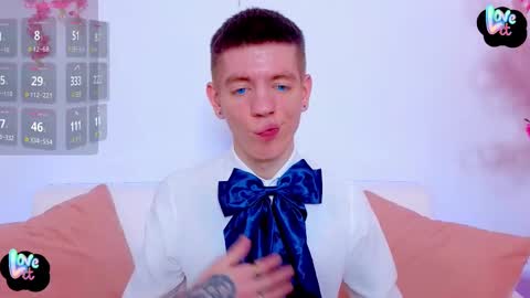 Snapshot of kireev_ chatting on 02-25-25, 07:20 online show from 02-25-25, 07:20