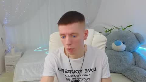 Snapshot of kireev_ chatting on 03-07-25, 07:08 online show from 03-07-25, 07:08