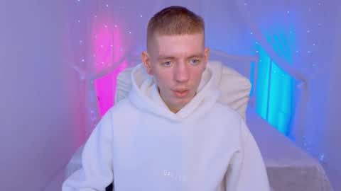 Snapshot of kireev_ chatting on 11-29-25, 01:58 online show from 11-29-25, 01:58