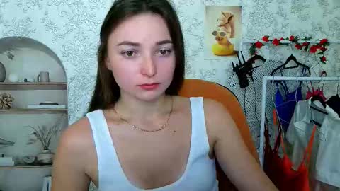 Valeria online show from 10-15-25, 05:07