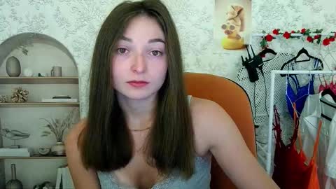 Valeria online show from 10-16-25, 04:52