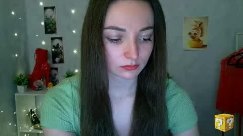 Snapshot of kiss_shy chatting on 04-23-26, 01:24 Valeria online show from 04-23-26, 01:24