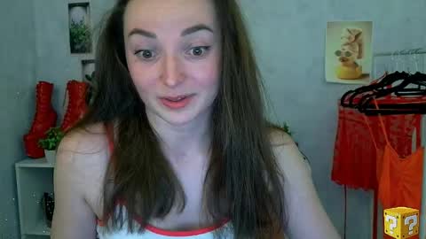Snapshot of kiss_shy chatting on 05-05-26, 12:24 Valeria online show from 05-05-26, 12:24