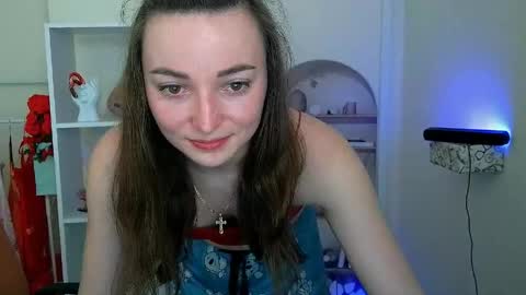 Snapshot of kiss_shy chatting on 05-20-26, 08:53 Valeria online show from 05-20-26, 08:53