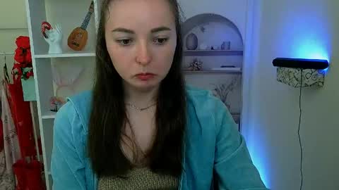 Snapshot of kiss_shy chatting on 05-27-26, 05:10 Valeria online show from 05-27-26, 05:10