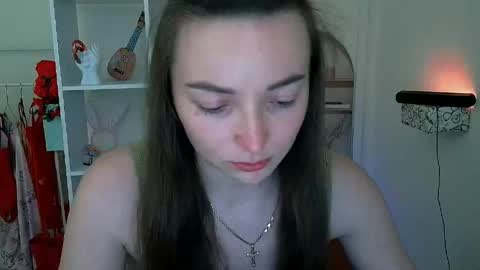 Snapshot of kiss_shy chatting on 06-01-26, 05:03 Valeria online show from 06-01-26, 05:03