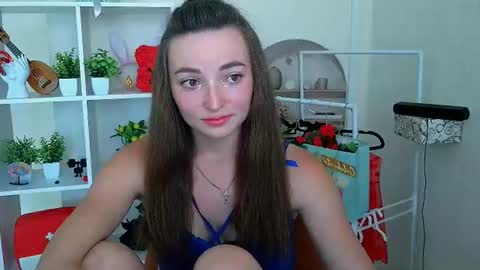 Snapshot of kiss_shy chatting on 06-30-26, 03:35 Valeria online show from 06-30-26, 03:35