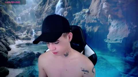 Snapshot of kiss_whitee chatting on 02-02-26, 08:29 kiss_whitee online show from 02-02-26, 08:29