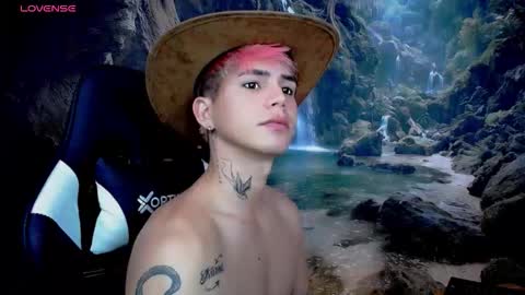 Snapshot of kiss_whitee chatting on 02-03-26, 06:22 kiss_whitee online show from 02-03-26, 06:22