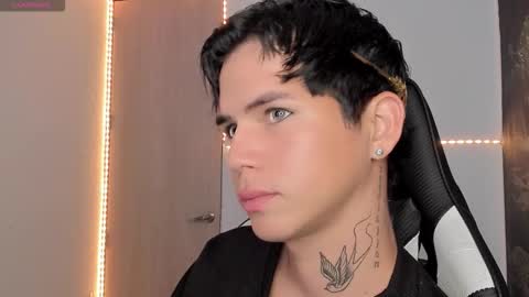 Snapshot of kiss_whitee chatting on 03-13-26, 07:53 kiss_whitee online show from 03-13-26, 07:53