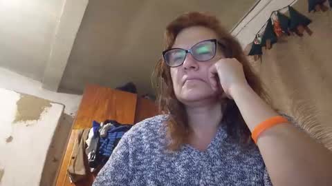 Snapshot of kissandvibe chatting on 10-19-25, 07:25 kissandvibe online show from 10-19-25, 07:25