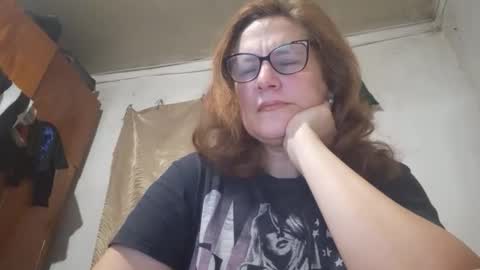 Snapshot of kissandvibe chatting on 11-20-25, 07:35 kissandvibe online show from 11-20-25, 07:35