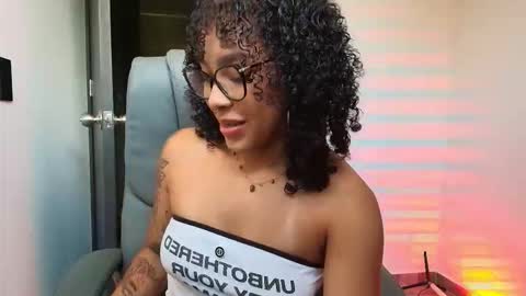 Snapshot of kisscocoaxo chatting on 03-19-26, 04:44 cocoa online show from 03-19-26, 04:44