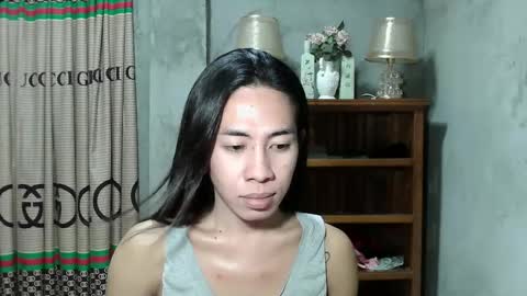 kisses_heart online show from 02-16-25, 05:48