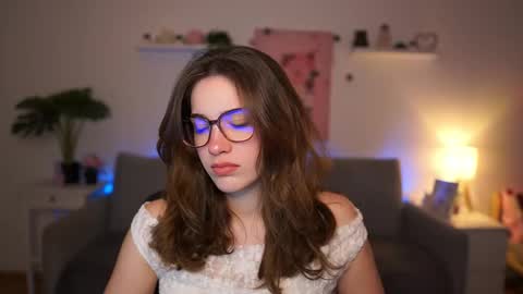 Snapshot of kissiecat chatting on 02-24-26, 02:15 Sisi online show from 02-24-26, 02:15