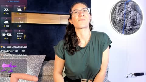 Snapshot of kissingcobank chatting on 01-14-25, 09:13 Kissing Company online show from 01-14-25, 09:13