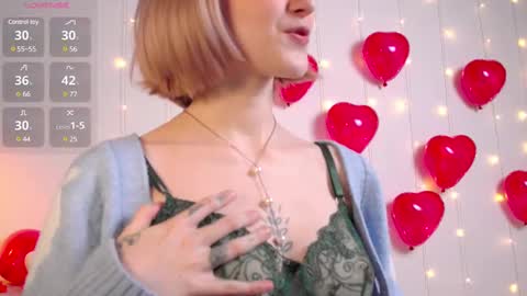 Snapshot of kisskiss_muah chatting on 02-11-25, 05:29 Kate online show from 02-11-25, 05:29