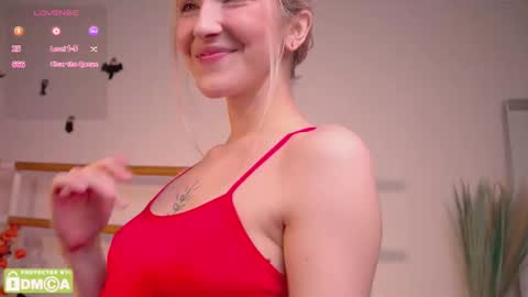 Snapshot of kisskiss_muah chatting on 11-01-25, 02:19 Kate online show from 11-01-25, 02:19