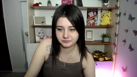 Snapshot of kissleoxx chatting on 05-21-26, 12:01 kissleoxx online show from 05-21-26, 12:01