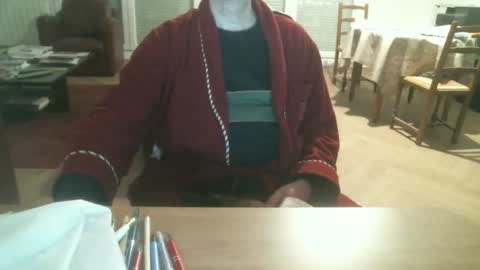 kisslog1 online show from 11-16-25, 03:50